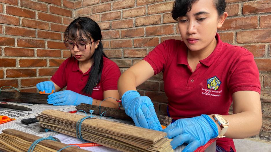 konservasi lontar konservasi lontar