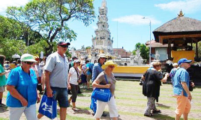 CITY TOUR