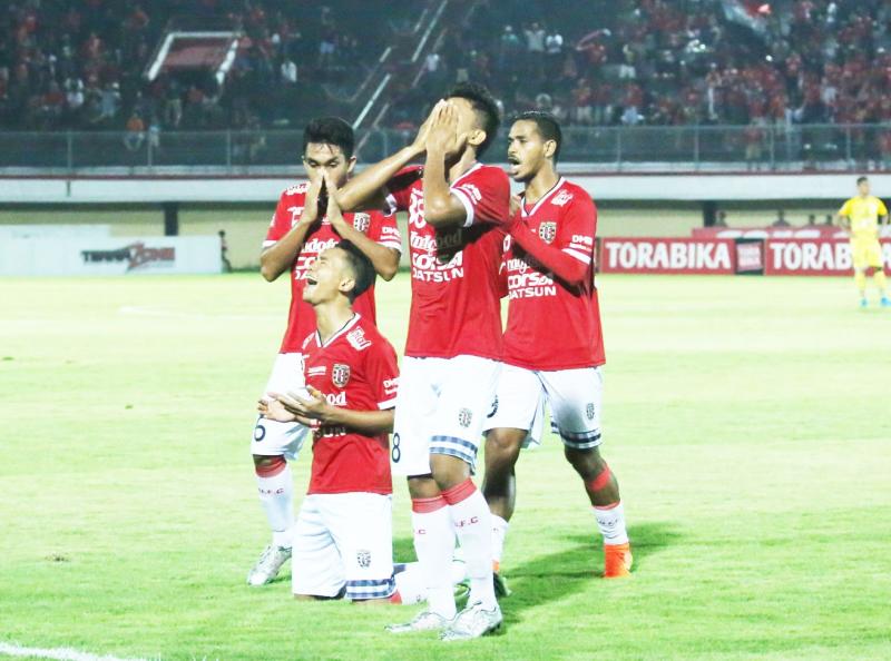 bali united