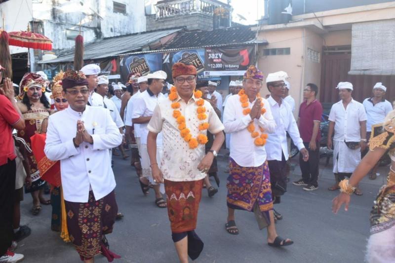 sambutan