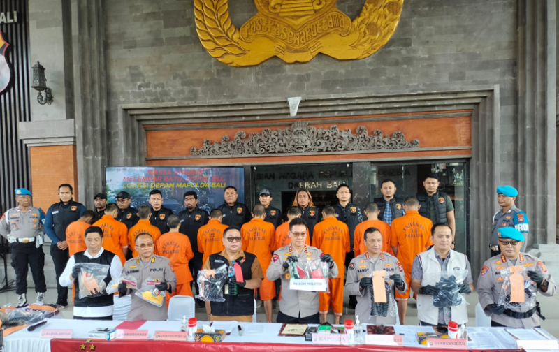 Polisi Tetapkan 14 Orang Tersangka UNRAS Anarkis di Bali