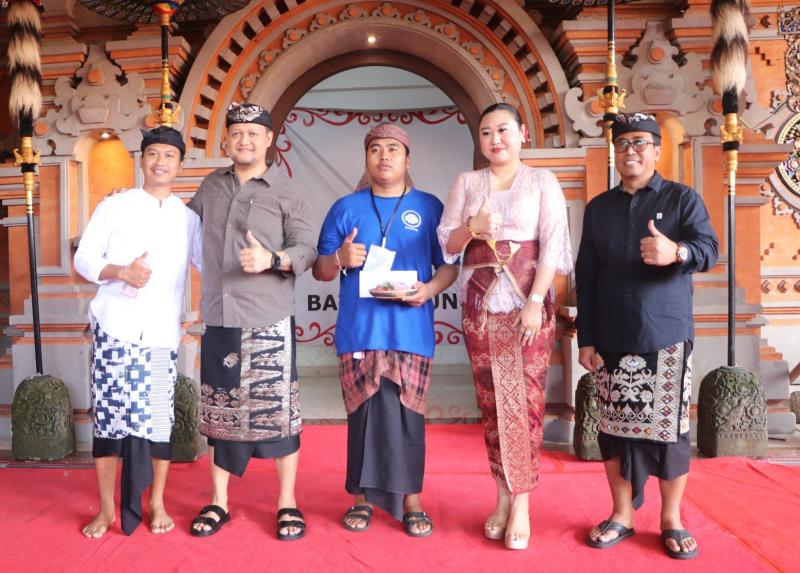 Wabup Buka Lomba Bapang Barong Buntut dan Mekendang Tunggal Regenerasi