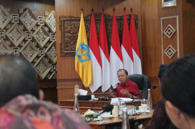 Koster Geram! Bentuk Tim Khusus Usut Usaha Asing yang Kepung UMKM Lokal di Bali