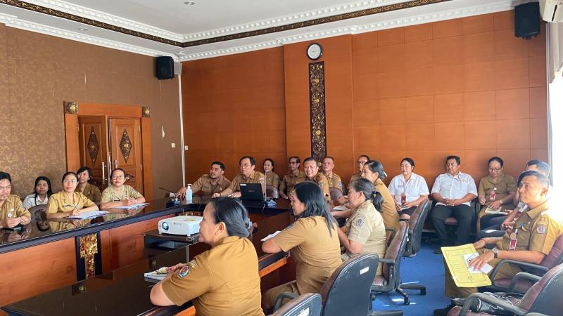 Dorong Raih Predikat WBBM 2027, Direktur RSUD Wangaya Dukung Inovasi SIPENA AKSI
