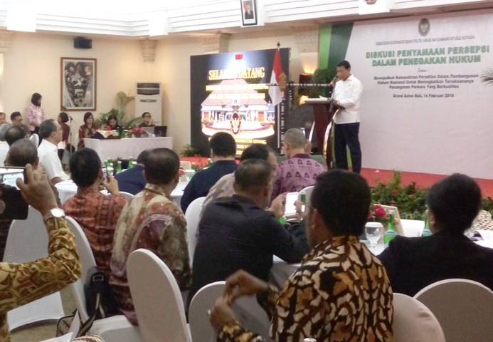 Hukum 