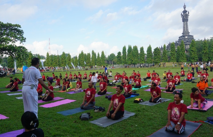yoga 