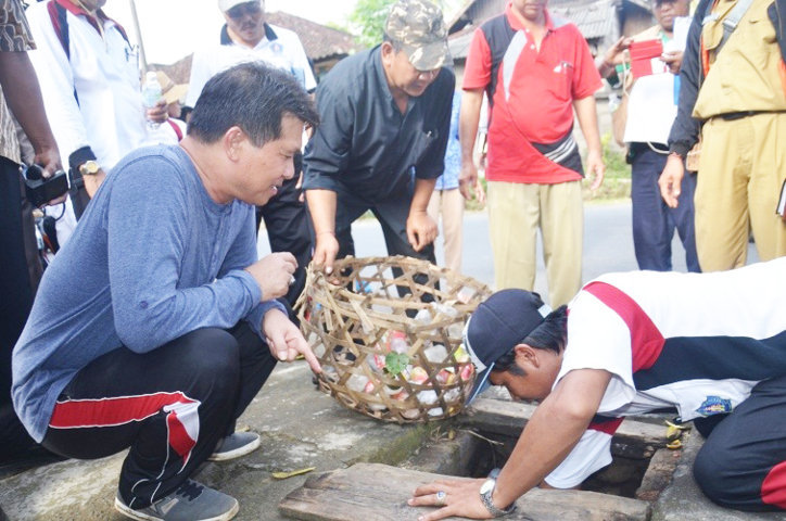 BEDAH DESA