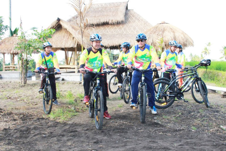 cycling 