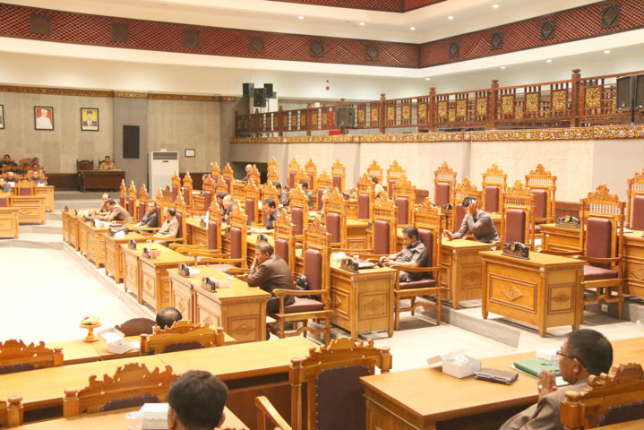 Rapat paripurna