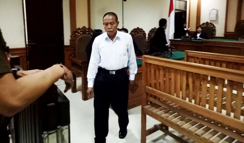 Wayan Kicen Adnyana 