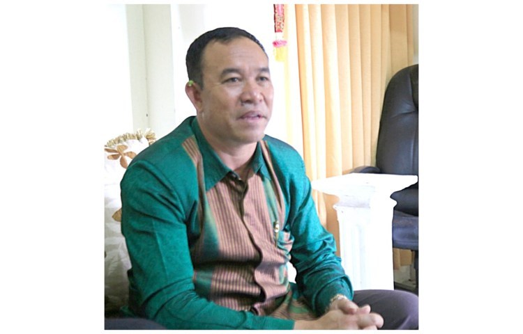 Wayan Mustika.