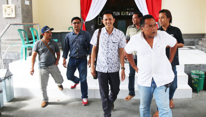 DEWAN 