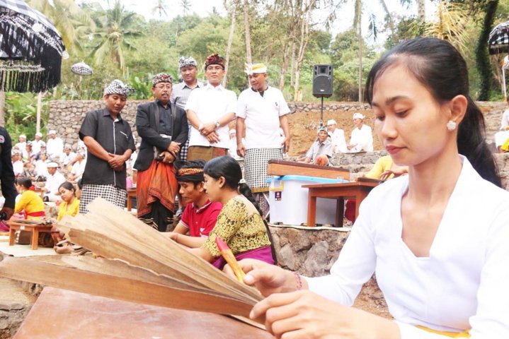 lontar 