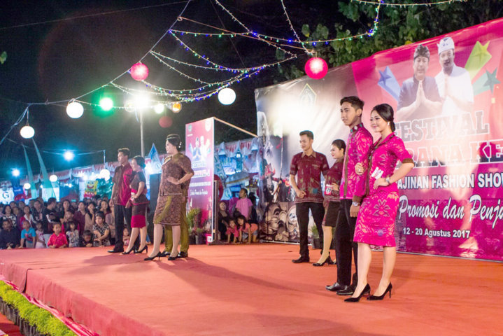 FASHION SHOW 