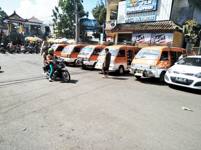 angkot