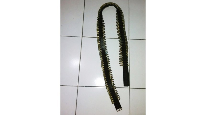 Peluru 