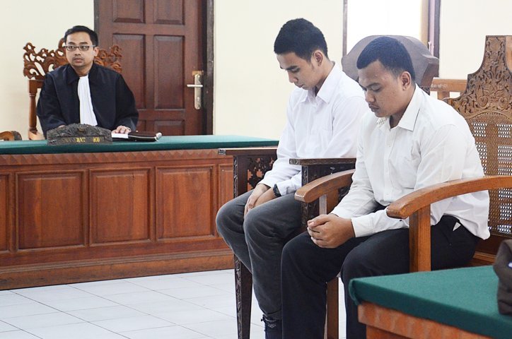 persidangan 