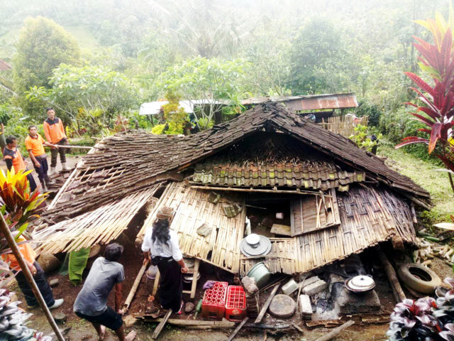 hujan 