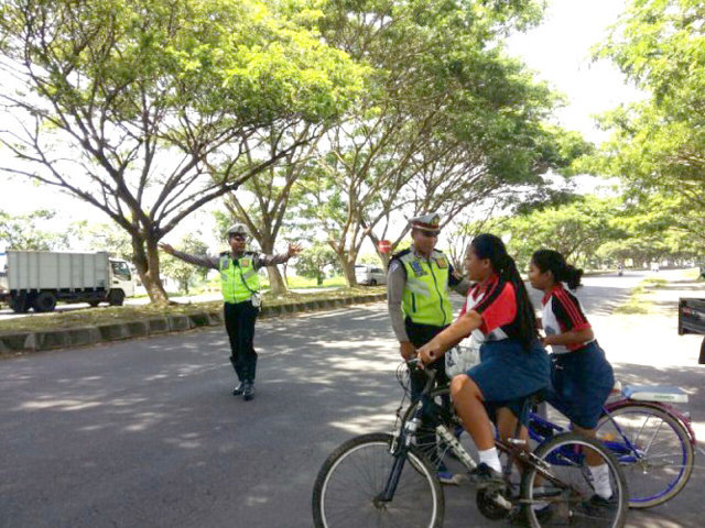 Polisi