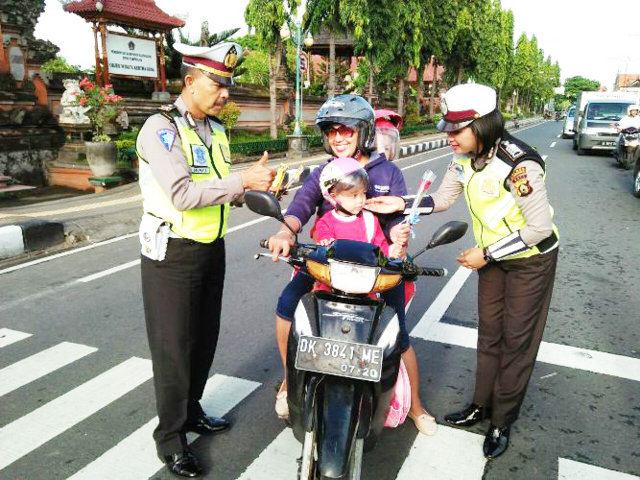 jalan raya 