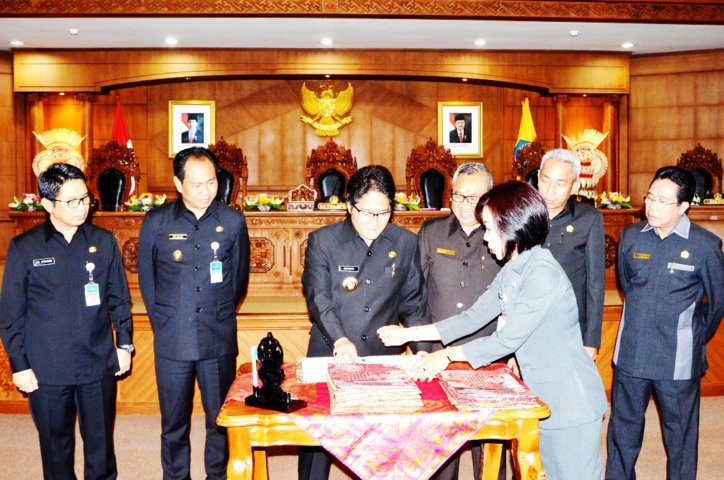 Bupati Giri Prasta 