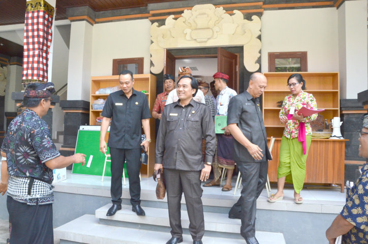 sekolah