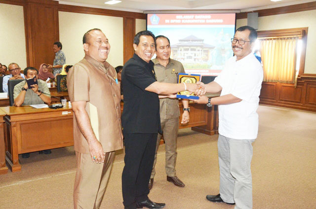 pariwisata 