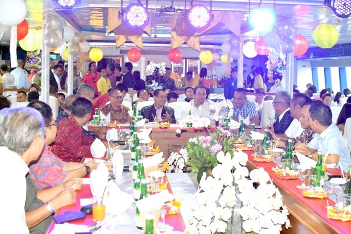 gathering 