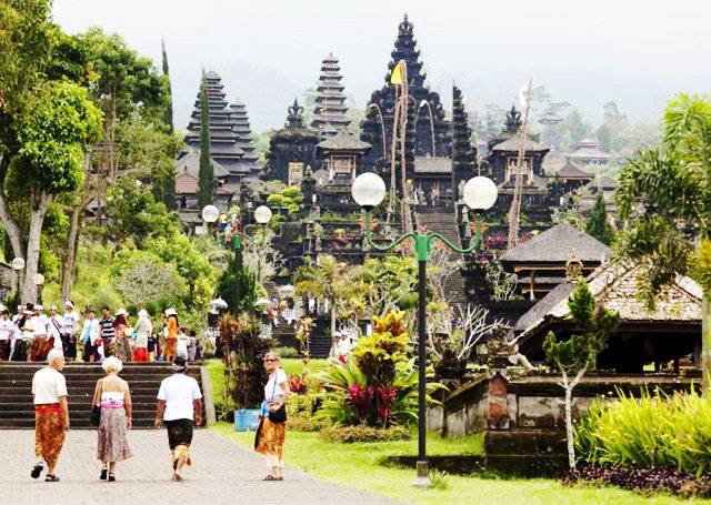 Pariwisata 