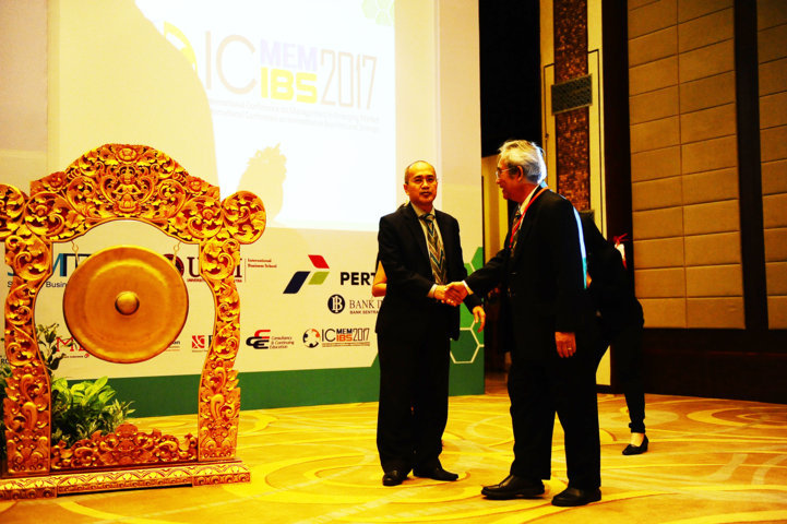 Business School Universiti Teknologi Malaysia