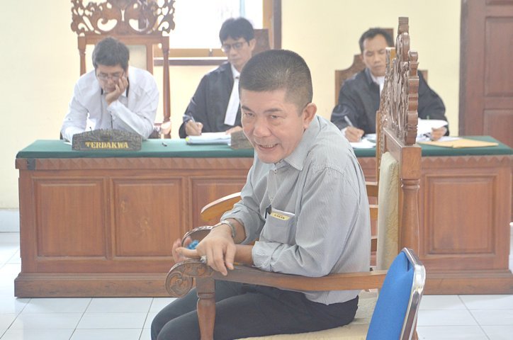 persidangan 