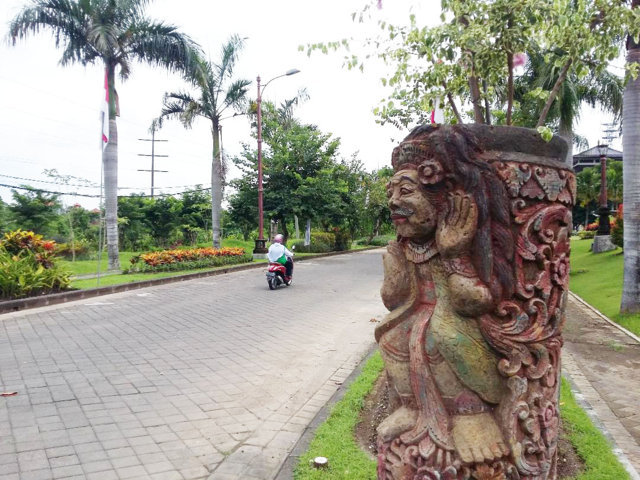 patung 