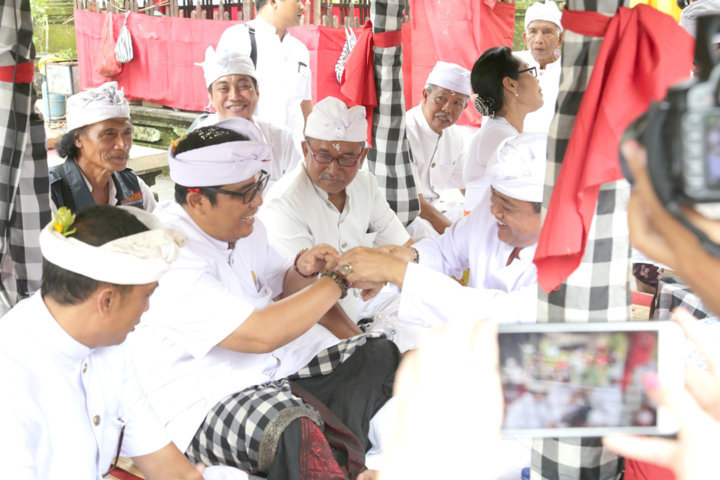 Pura Luhur Tamba Waras