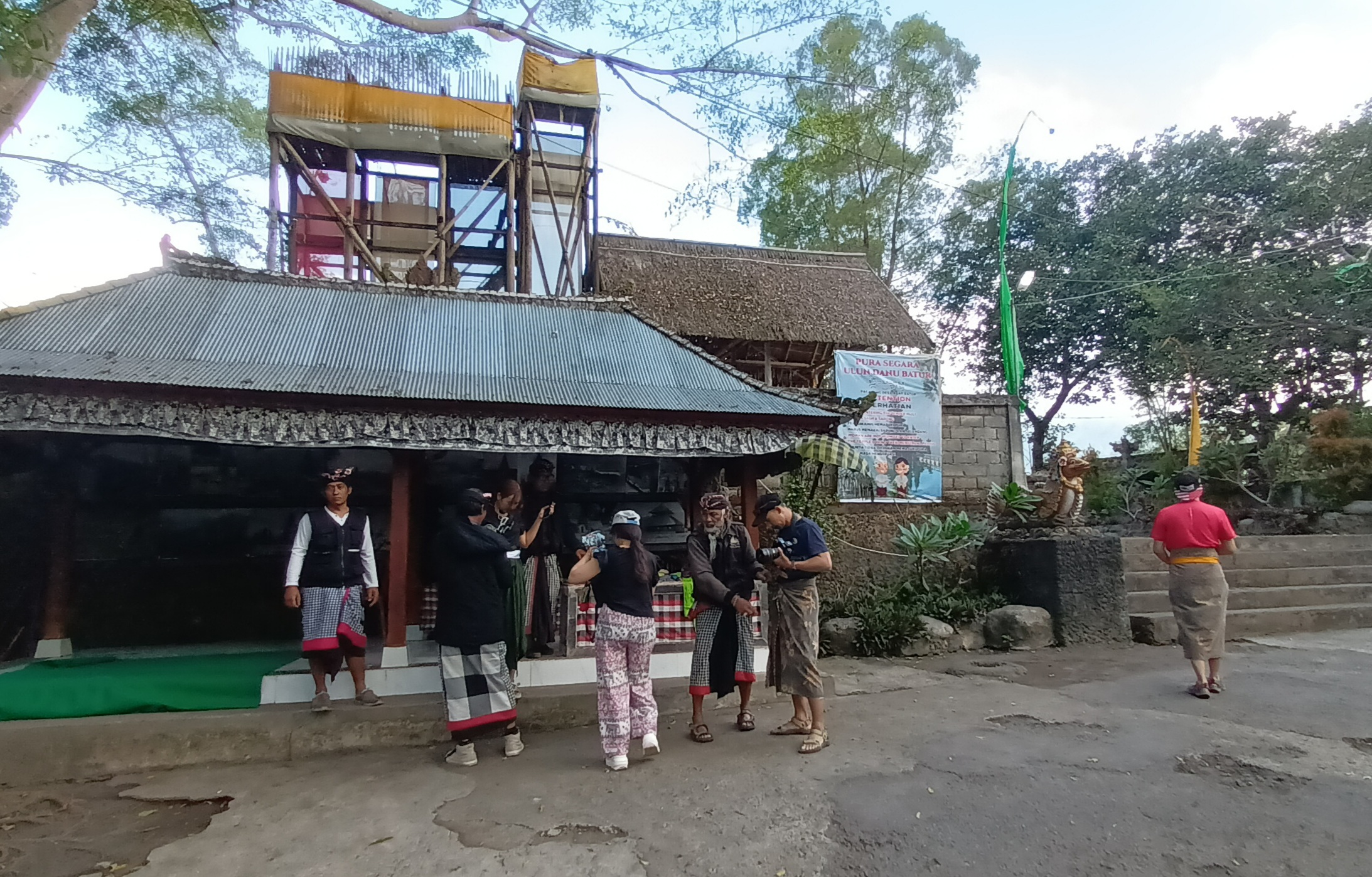 ULUN DANU BATUR