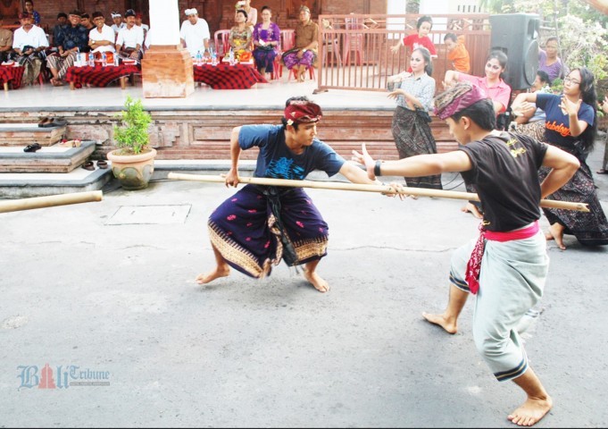 tari baris
