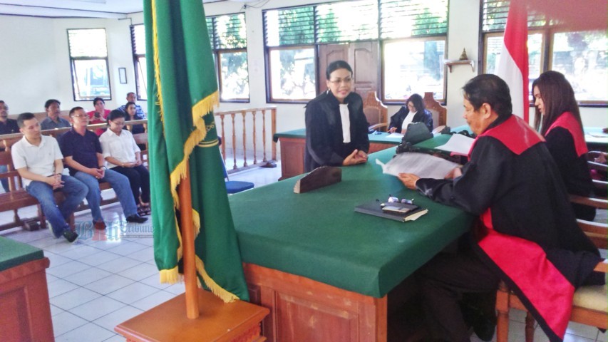 persidangan