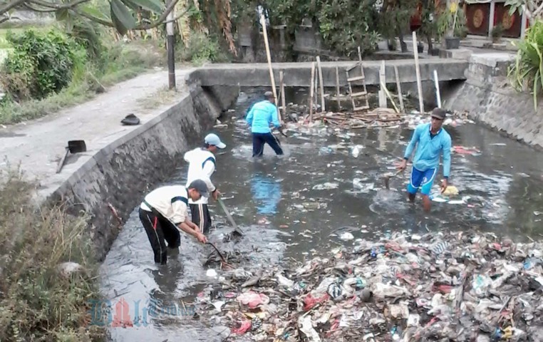 kawasan suci