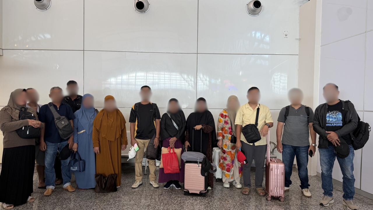 JEMAAH ILEGAL