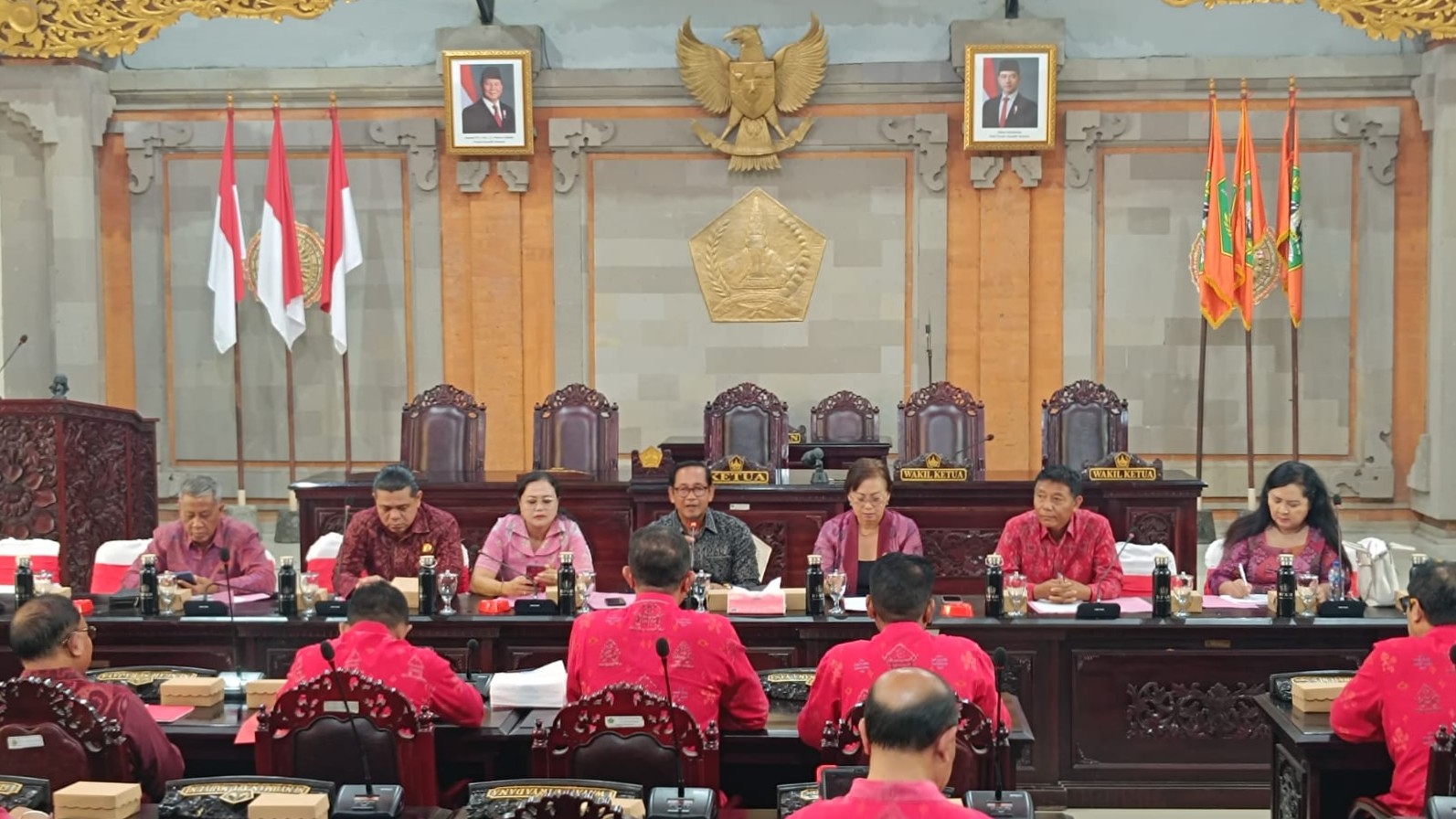 rapat kerja dprd tabanan