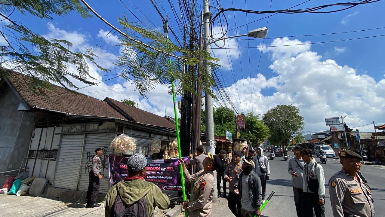 Penertiban kabel 