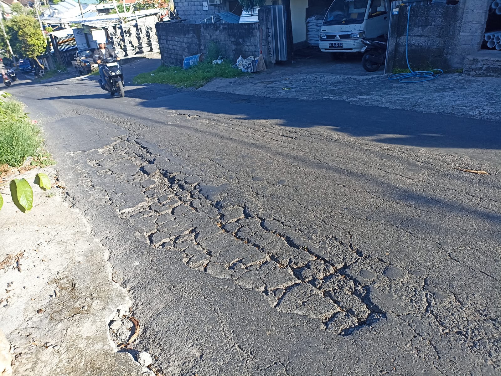 Jalan Rusak Denpasar