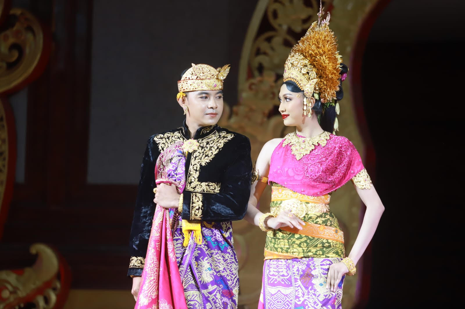 parade busana