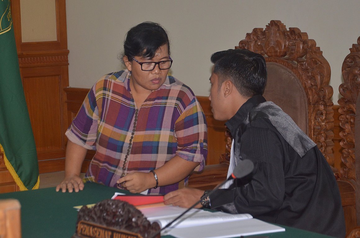 hukum