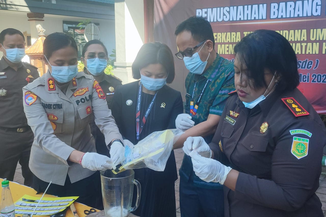 Pemusnahan barang bukti 