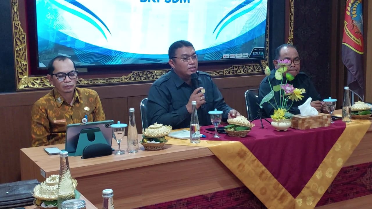 Ketua DPRD Karangasem 