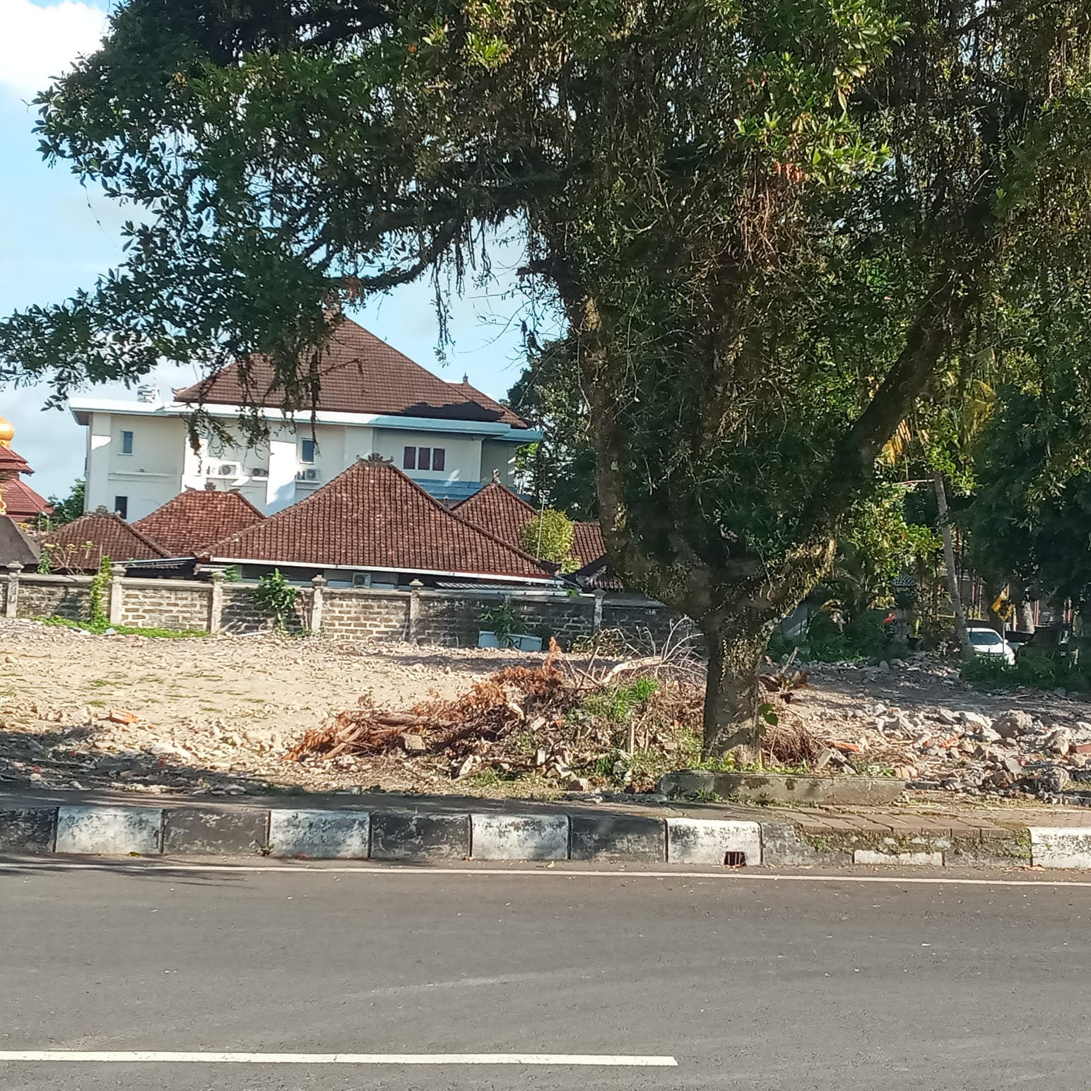 Lahan rumah dinas 