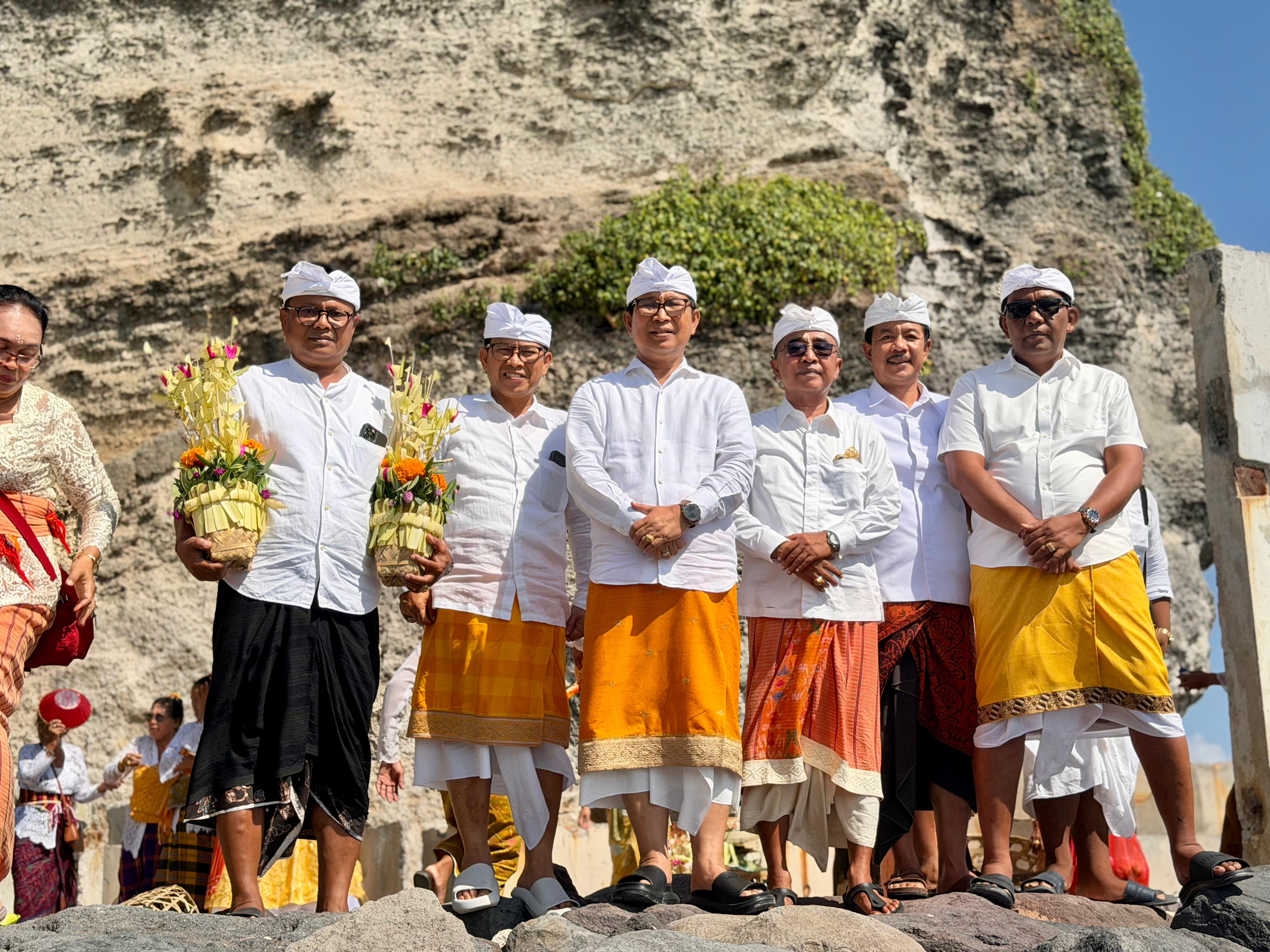 puncak karya uluwatu 