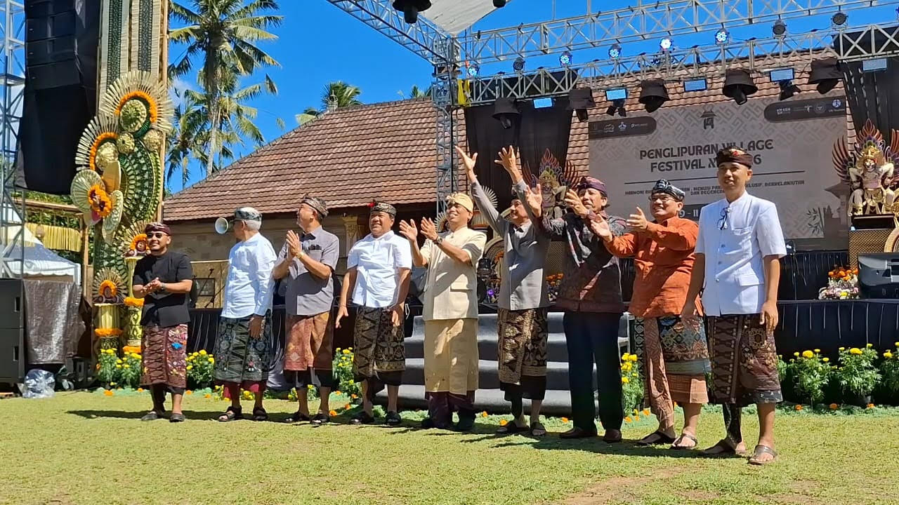 pelepasan burung 