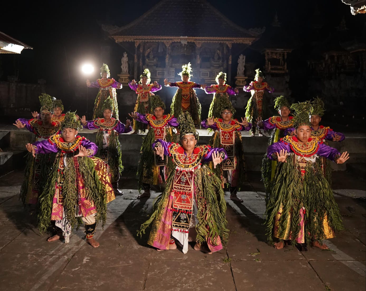 Tari Baris Paku 