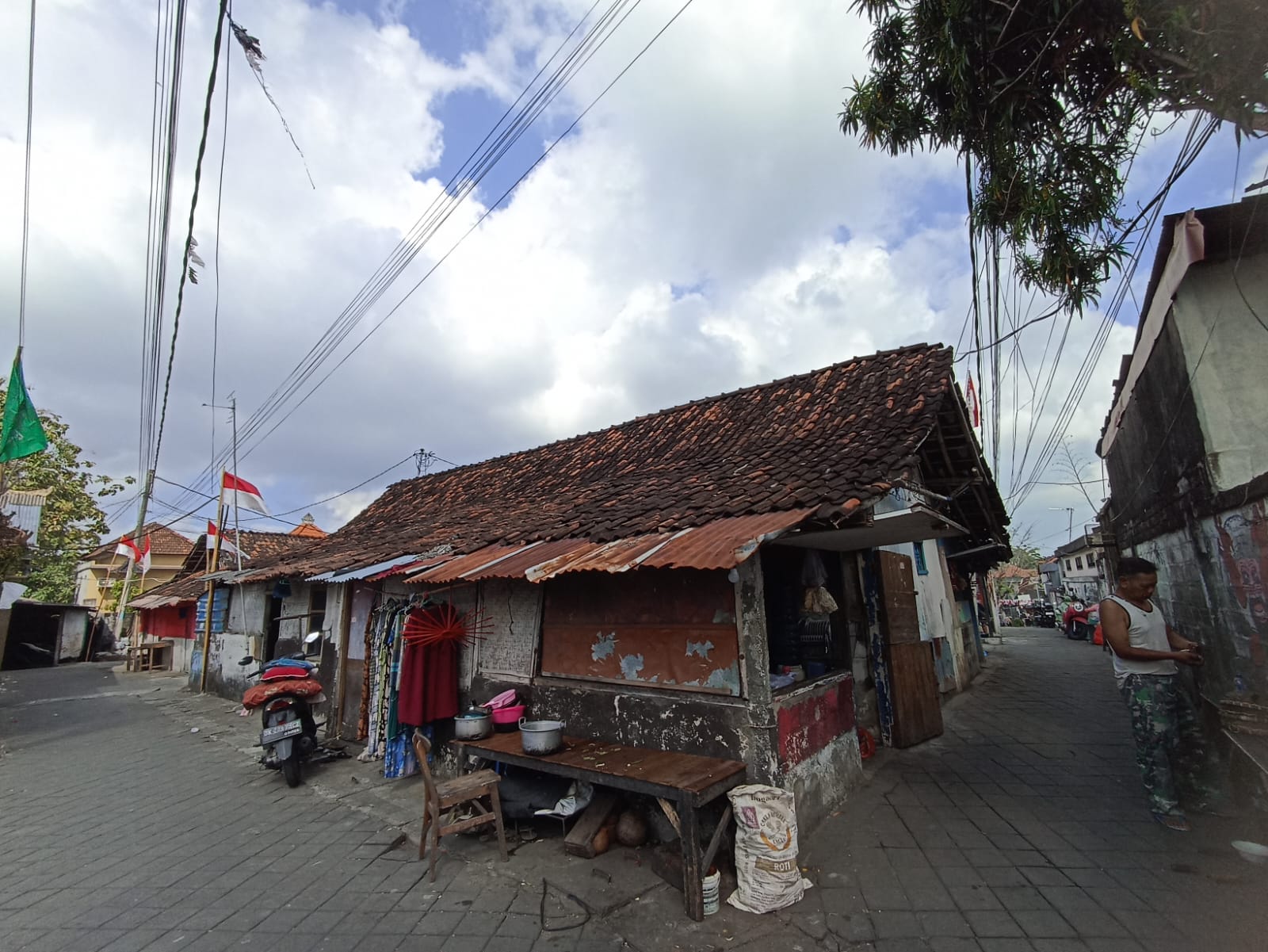 tempat tinggal 